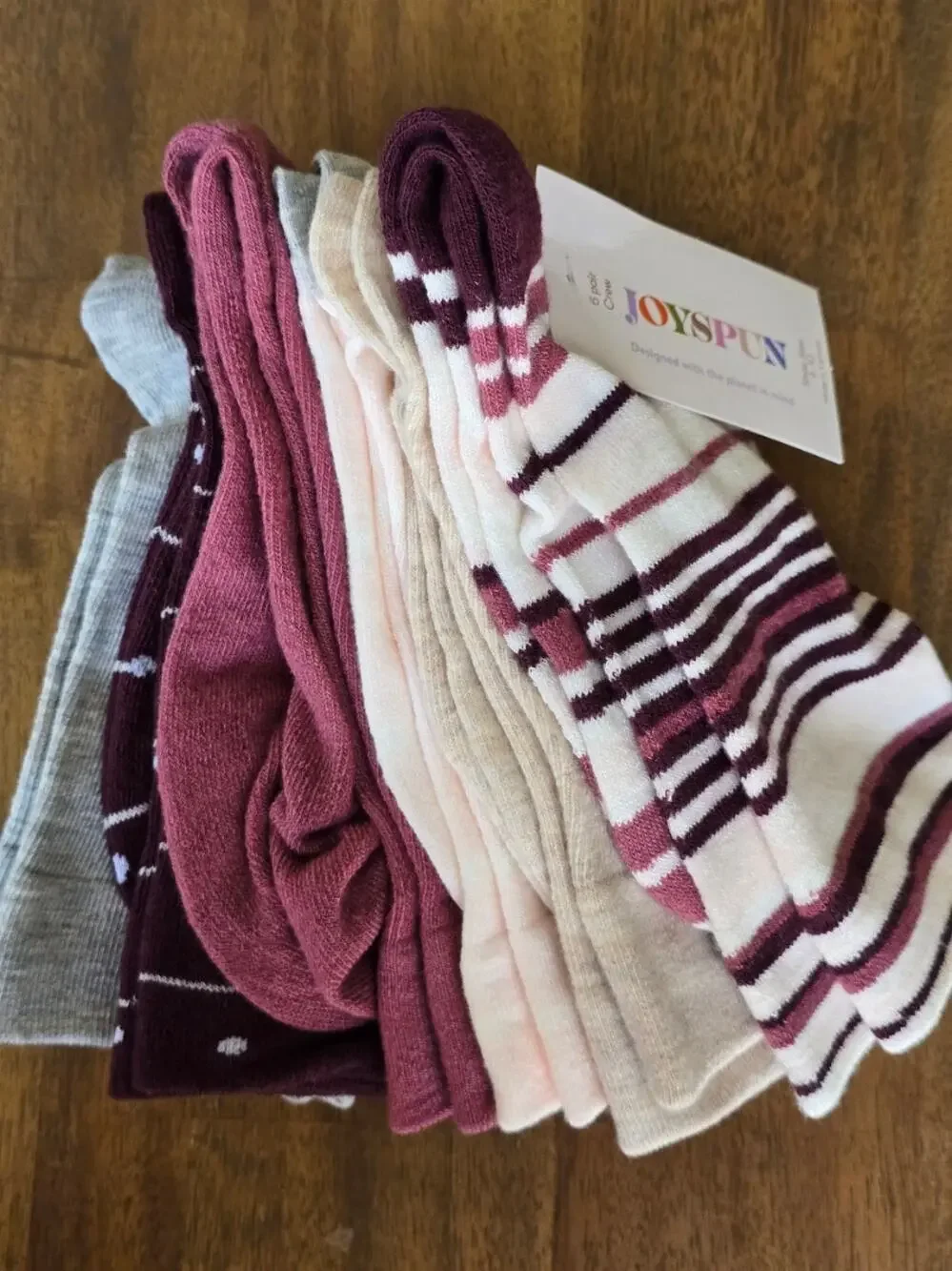 Joyspun Women's Essentials Crew Dress Socks, 6-Pack, Fits Shoe Sizes 4-10